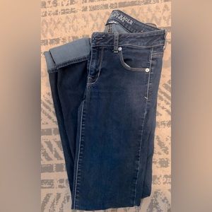 American Eagle size 4 XLong pants.